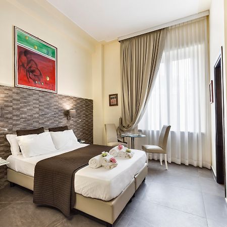 บูทิก โฮเต็ล ปลัซซา แชริตี้ Hotel เนเปิลส์ ภายนอก รูปภาพ